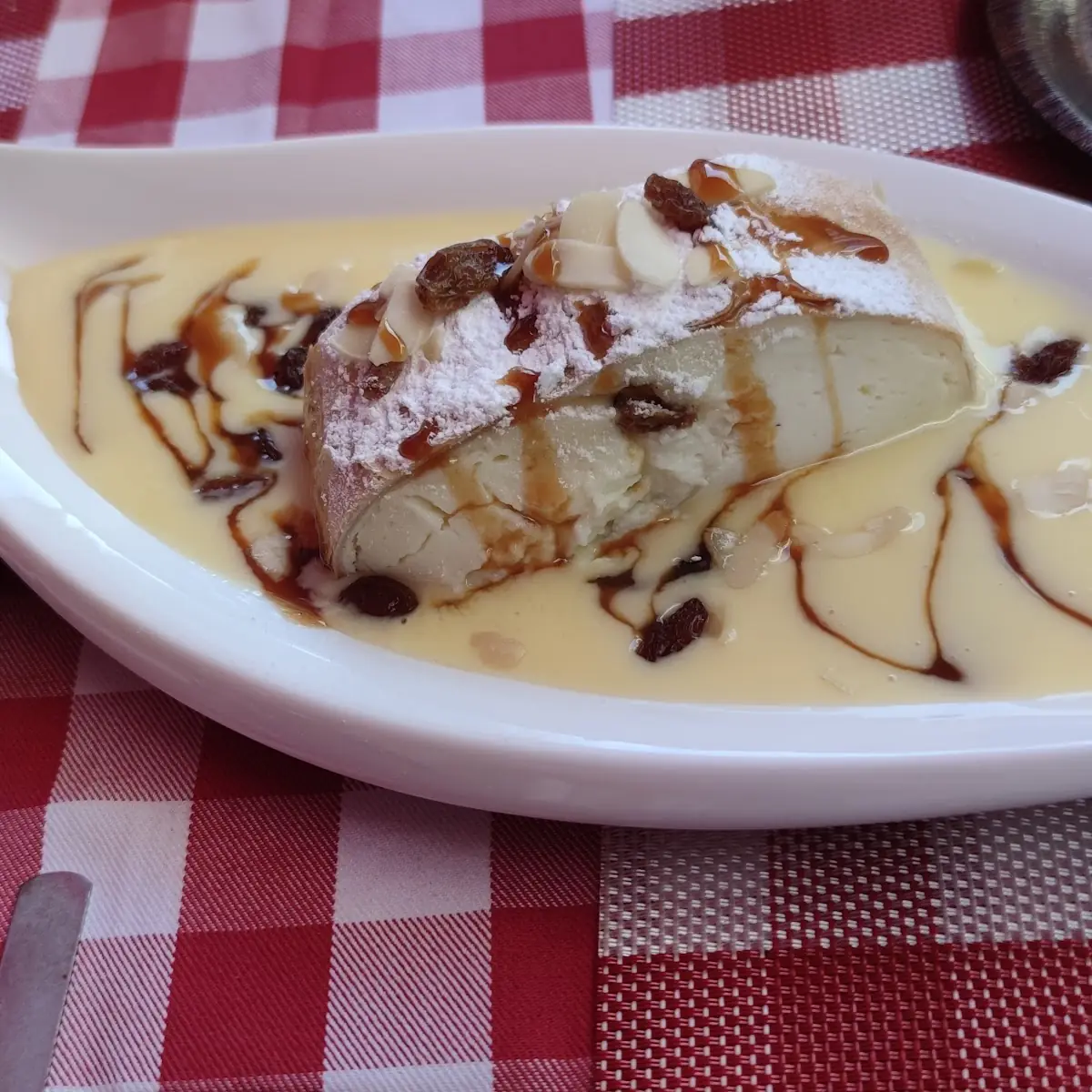 Topfenstrudel