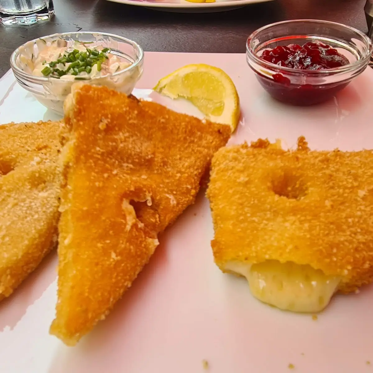 Gebackener Emmentaler