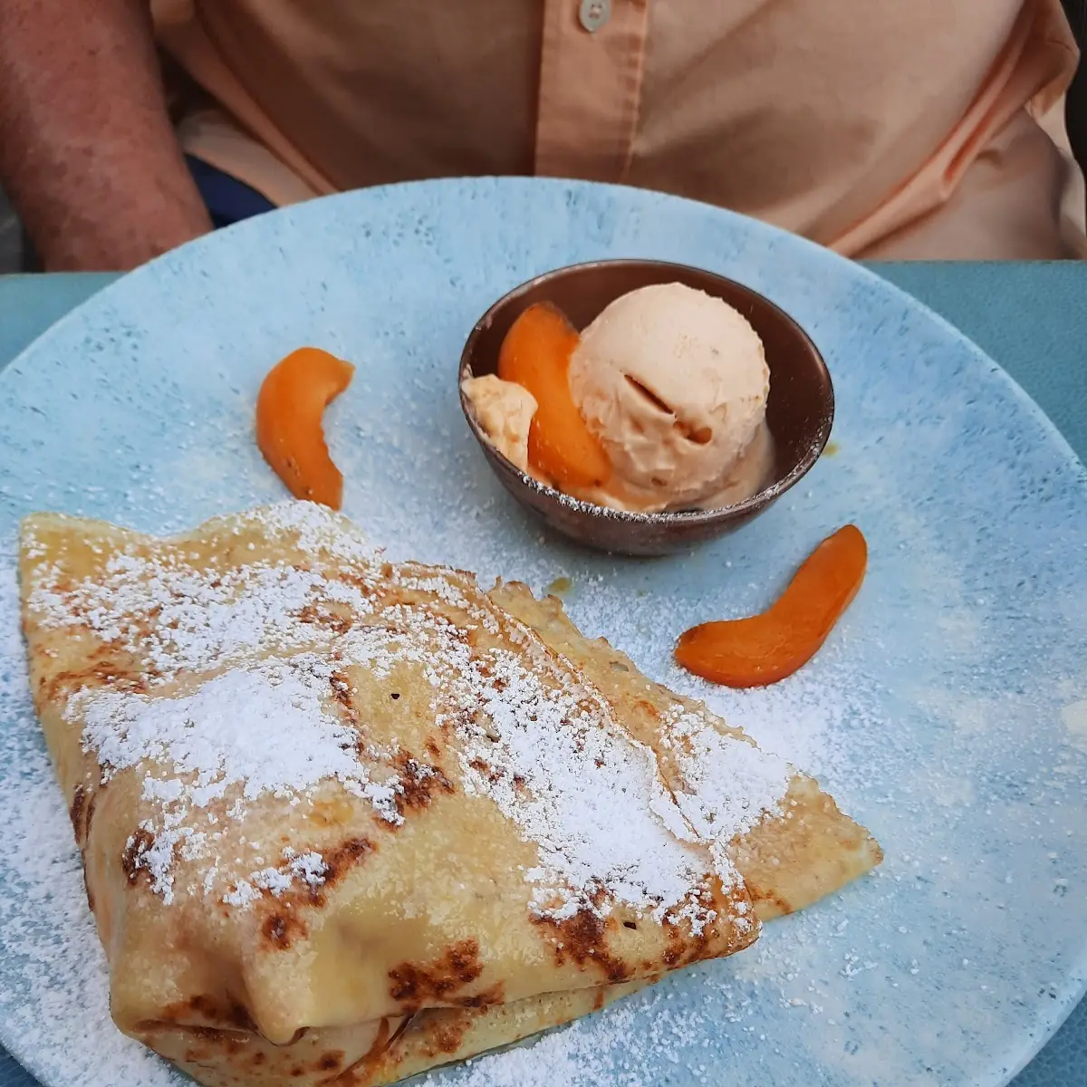 Marillen Palatschinke Mit Eis