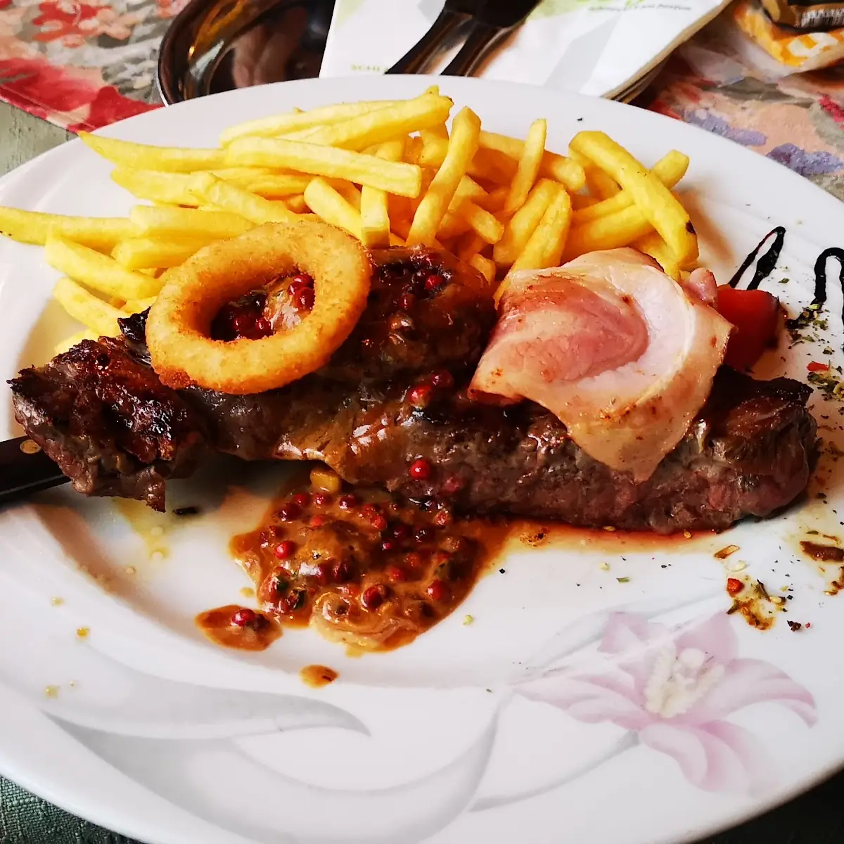 Steak Mit Pfeffersauce