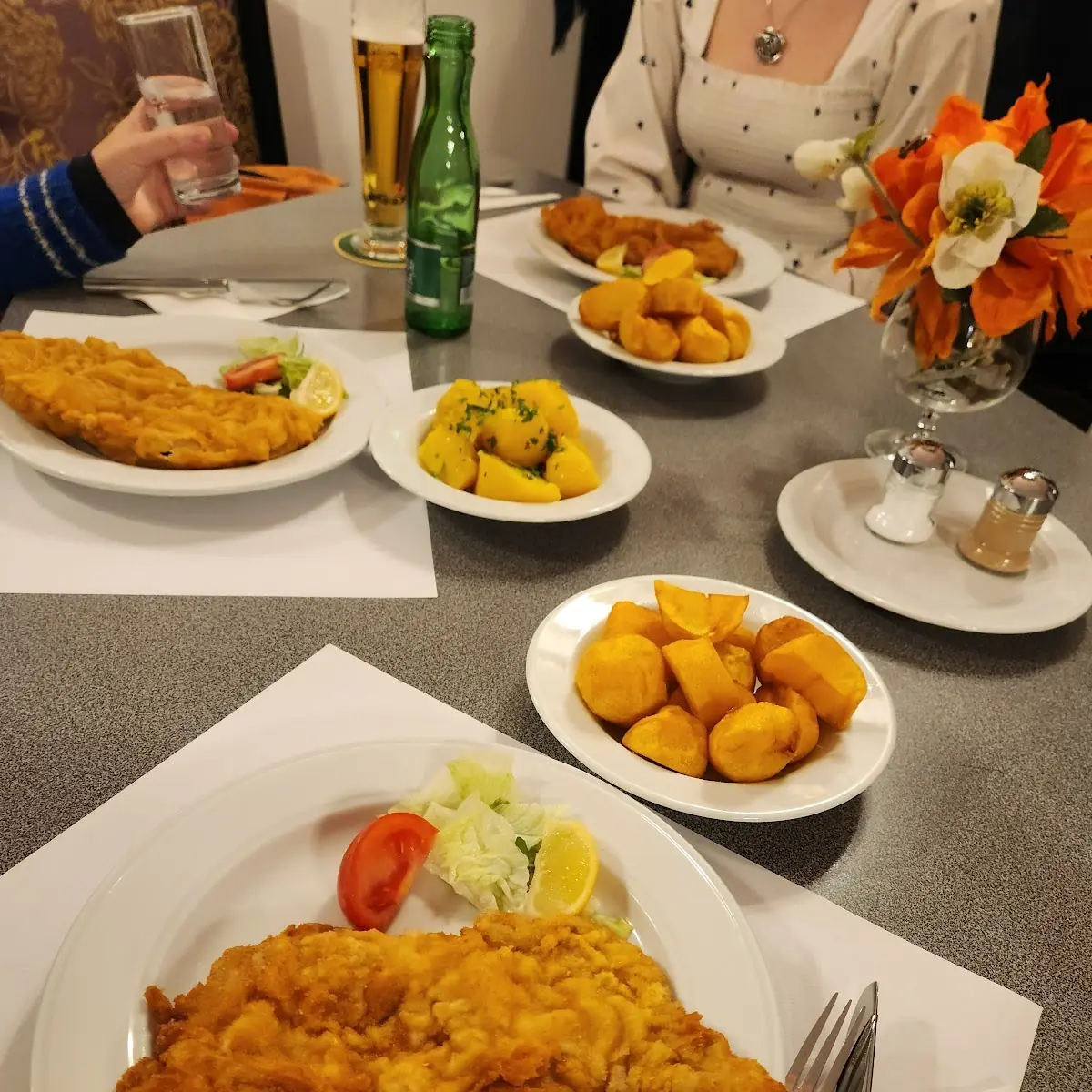 Wiener Schnitzel OG Bratkatoffelen