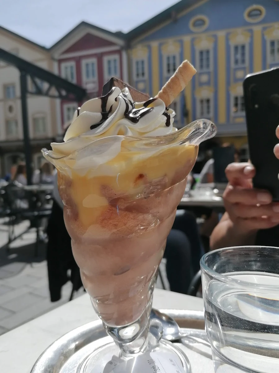 Eierlikör Becher