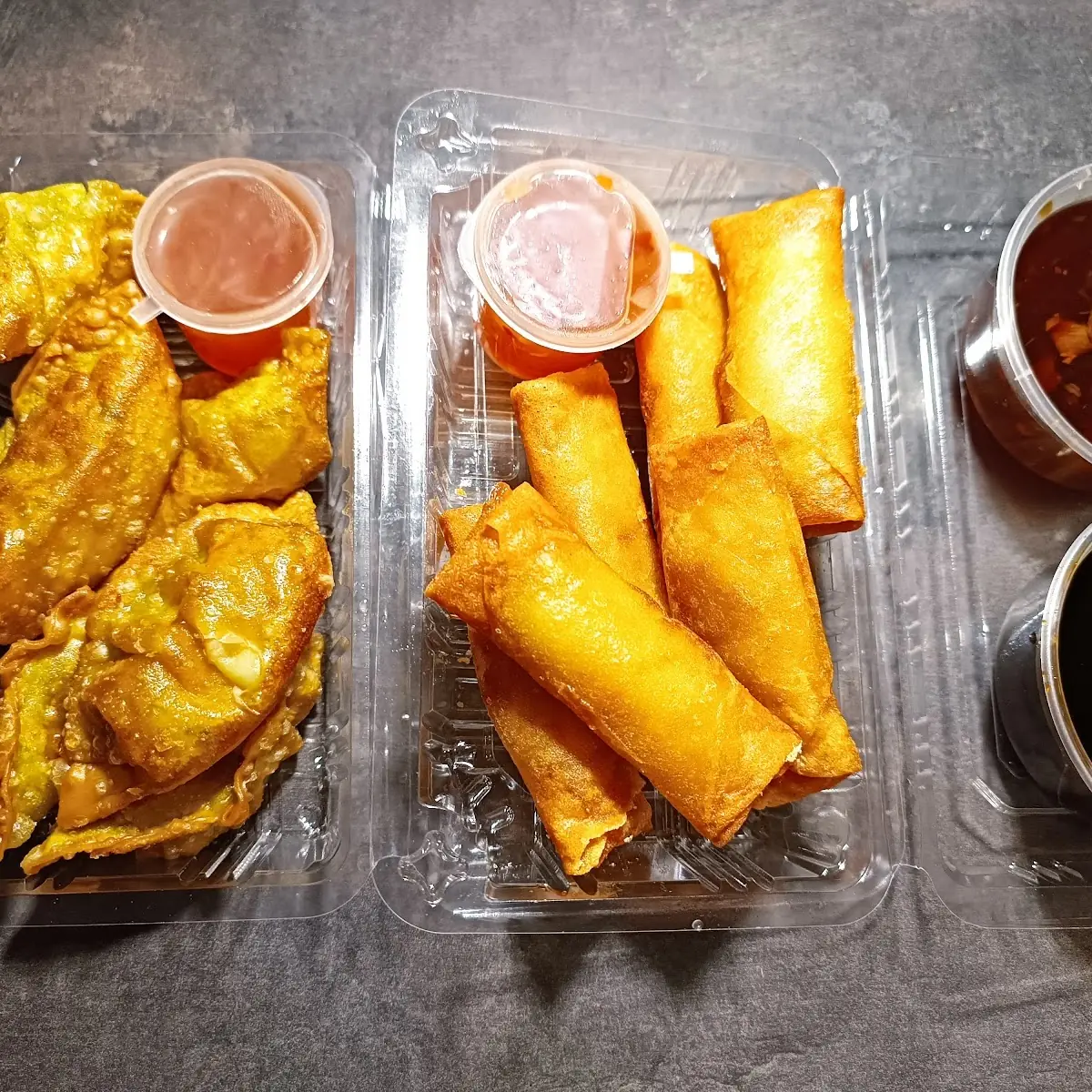 Gemüse Gyoza Und Mini Frühlingsrollen