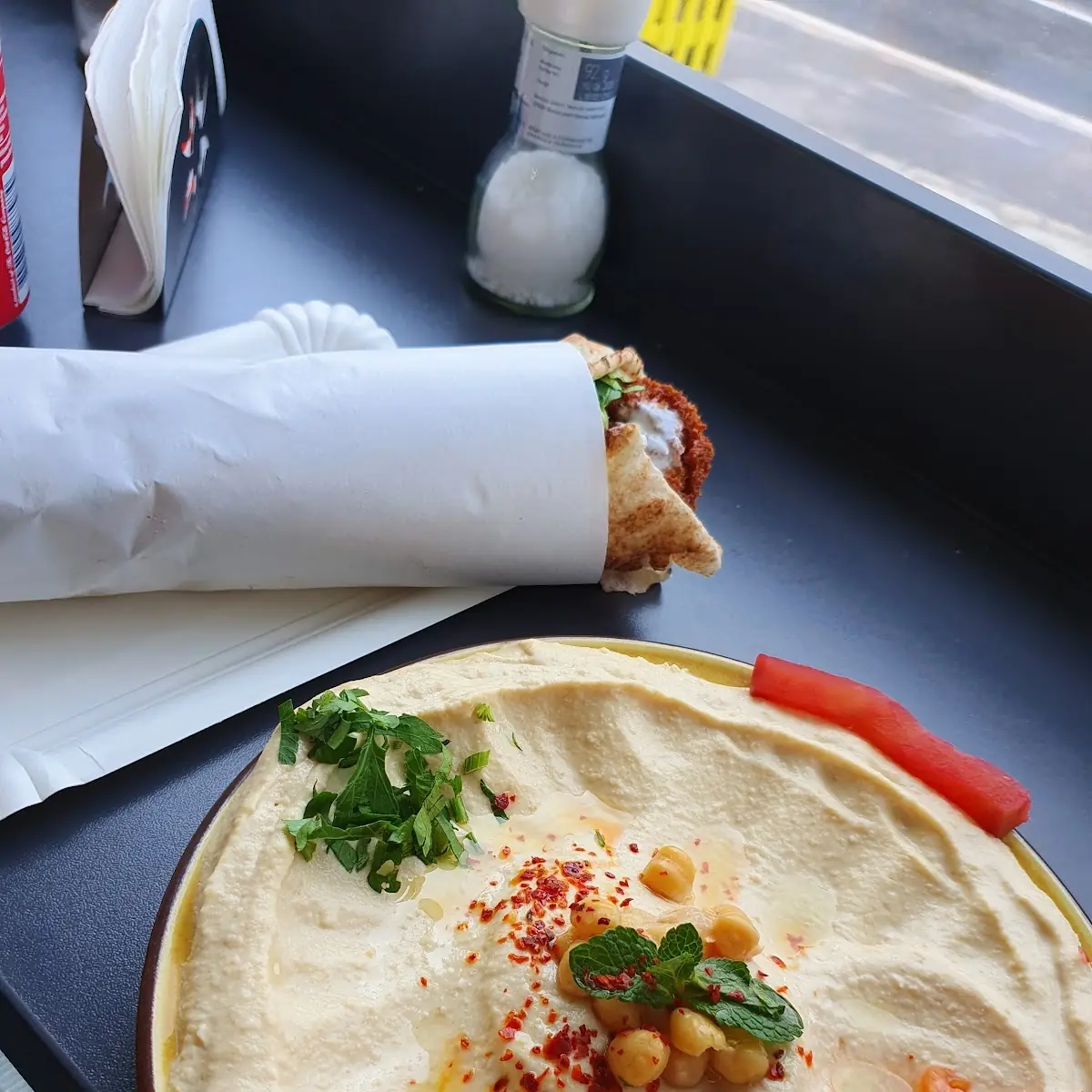 Orientalisches Falafel & Hummus