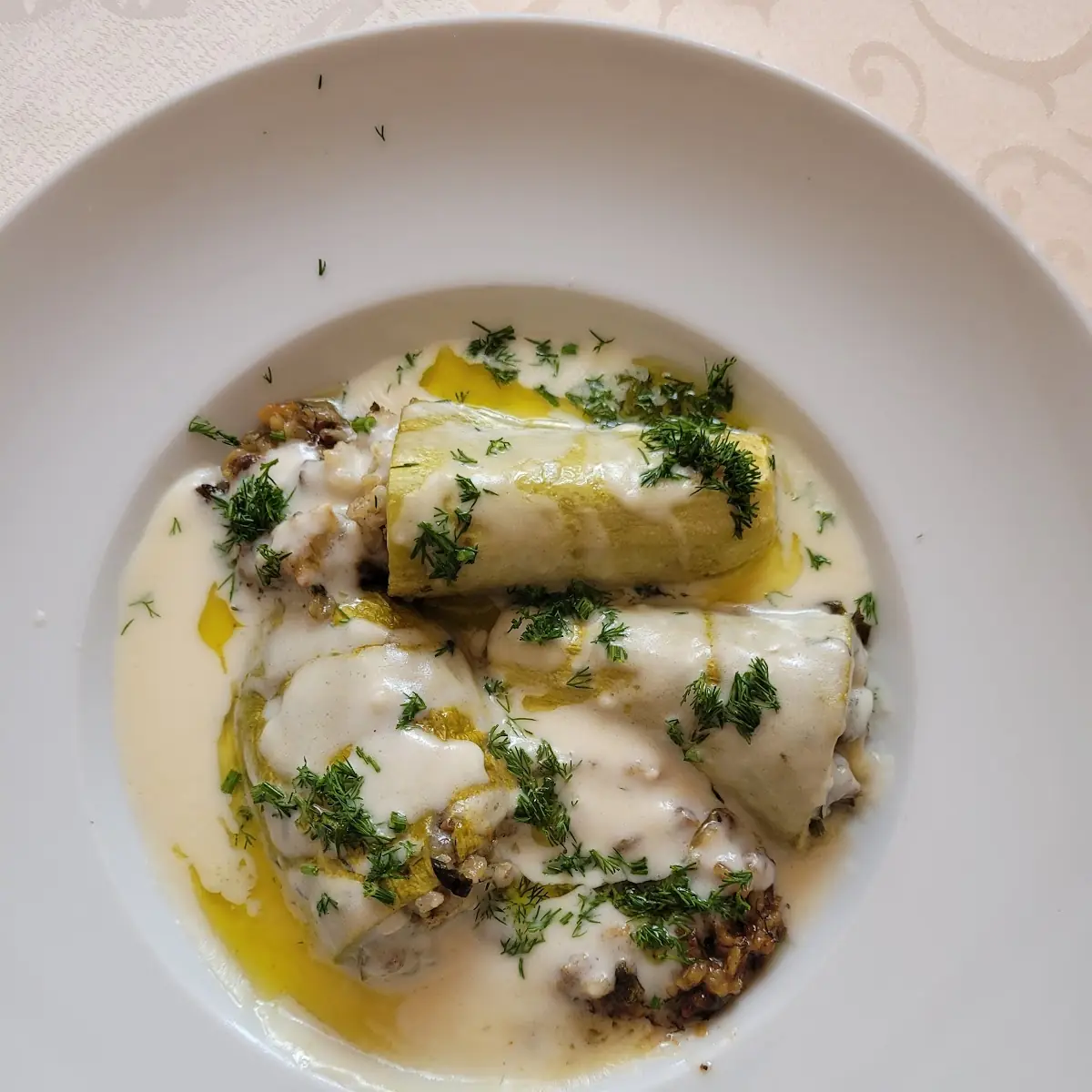 Gefüllte Zucchini