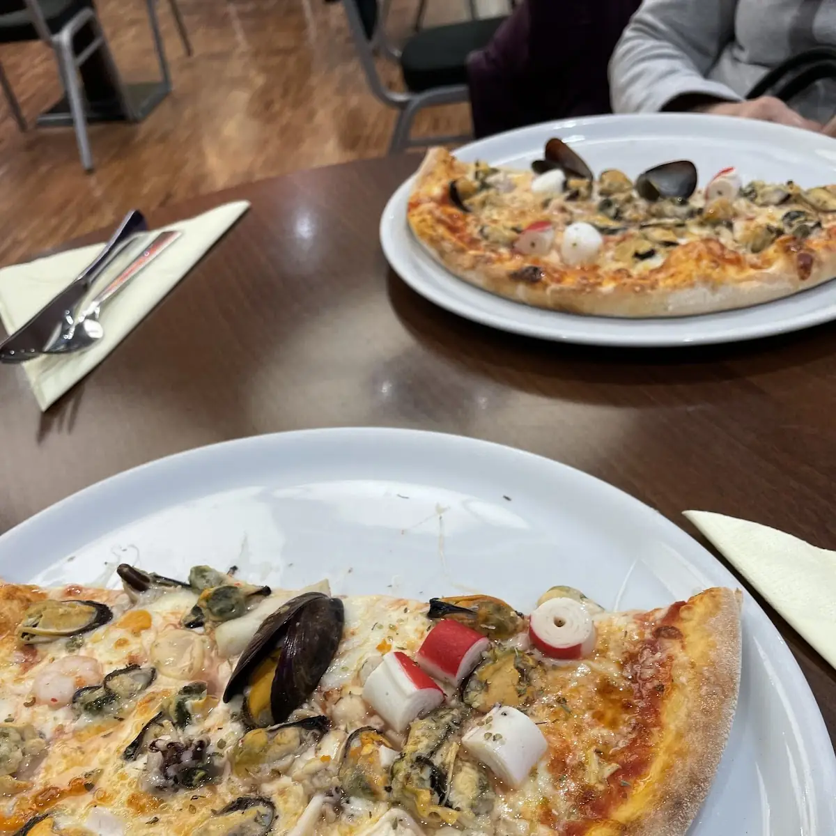 Sea Food Pizza Funghi Al Forno