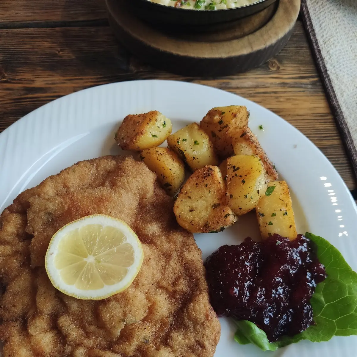Schnitzel Mit Bratkartoffeln