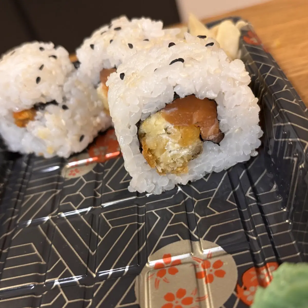 Philadelphia Sake Roll
