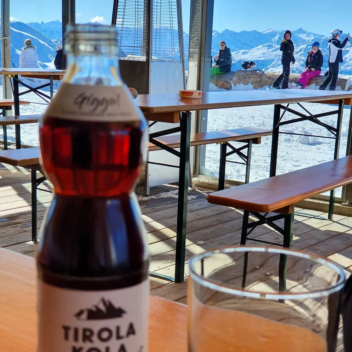 Tirola Cola