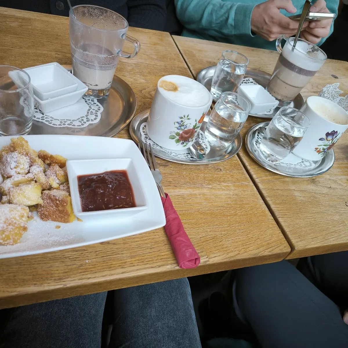 Kaiserschmarrn Mit Zwetschgenröster