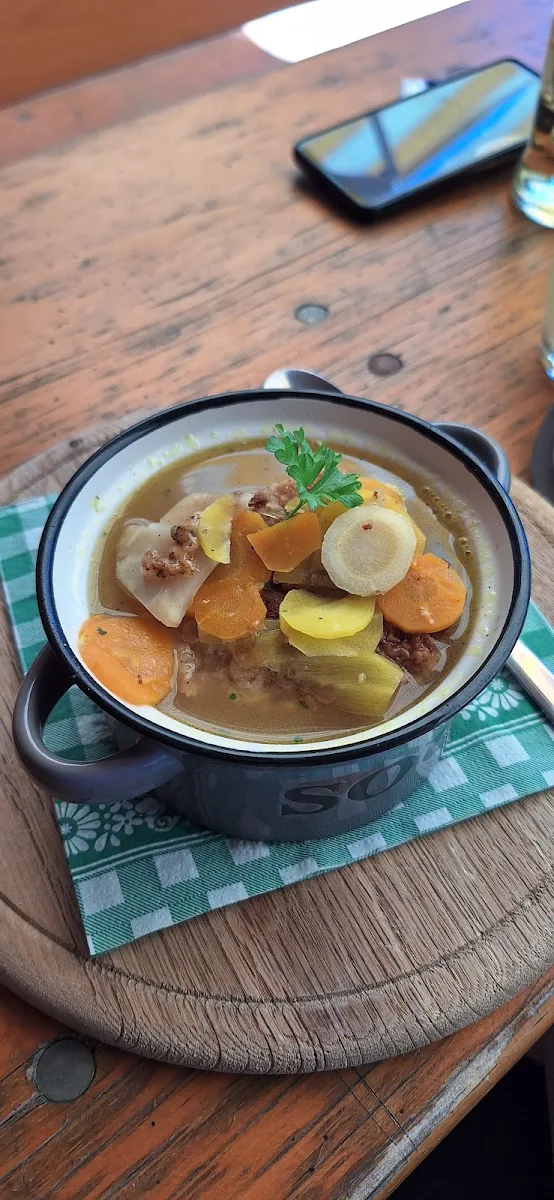 Kaspressknödelsuppe