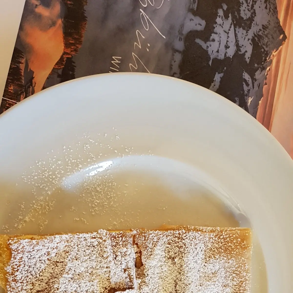 Topfenstrudel Mit Vanillesauce