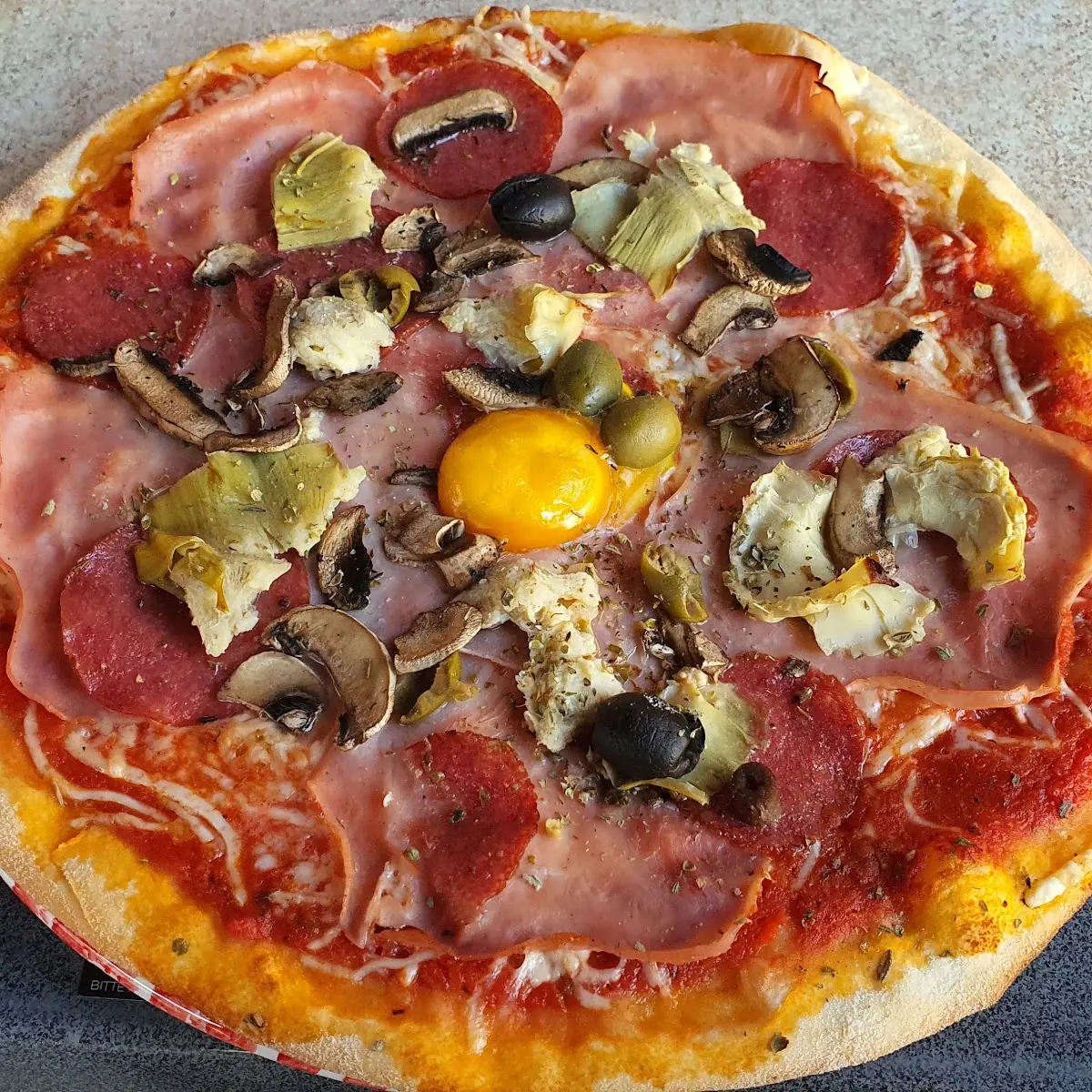 Pizza Capricciosa