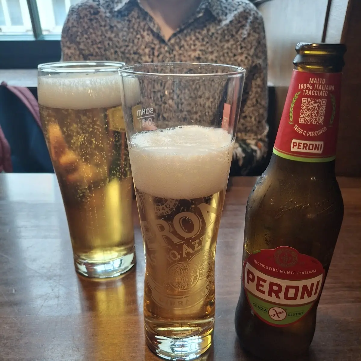 Glutenfreie Peroni Bier