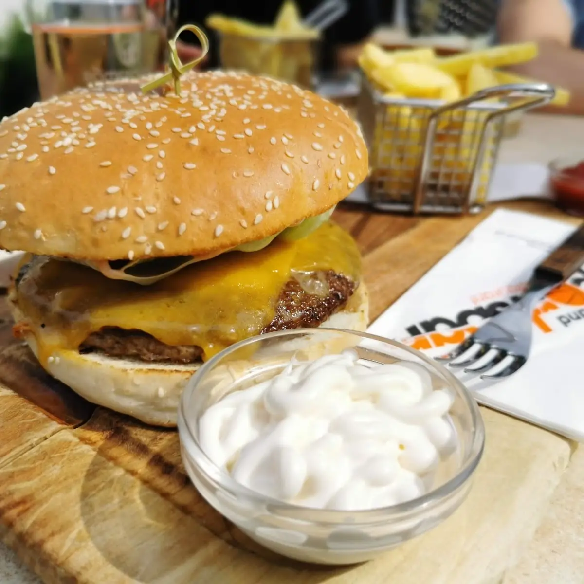 Cheeseburger & Fries