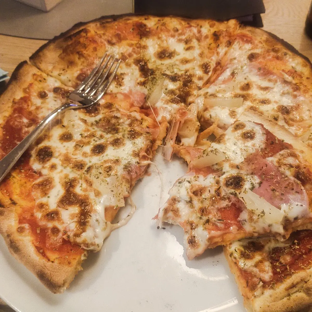 Hawaiian Pizza