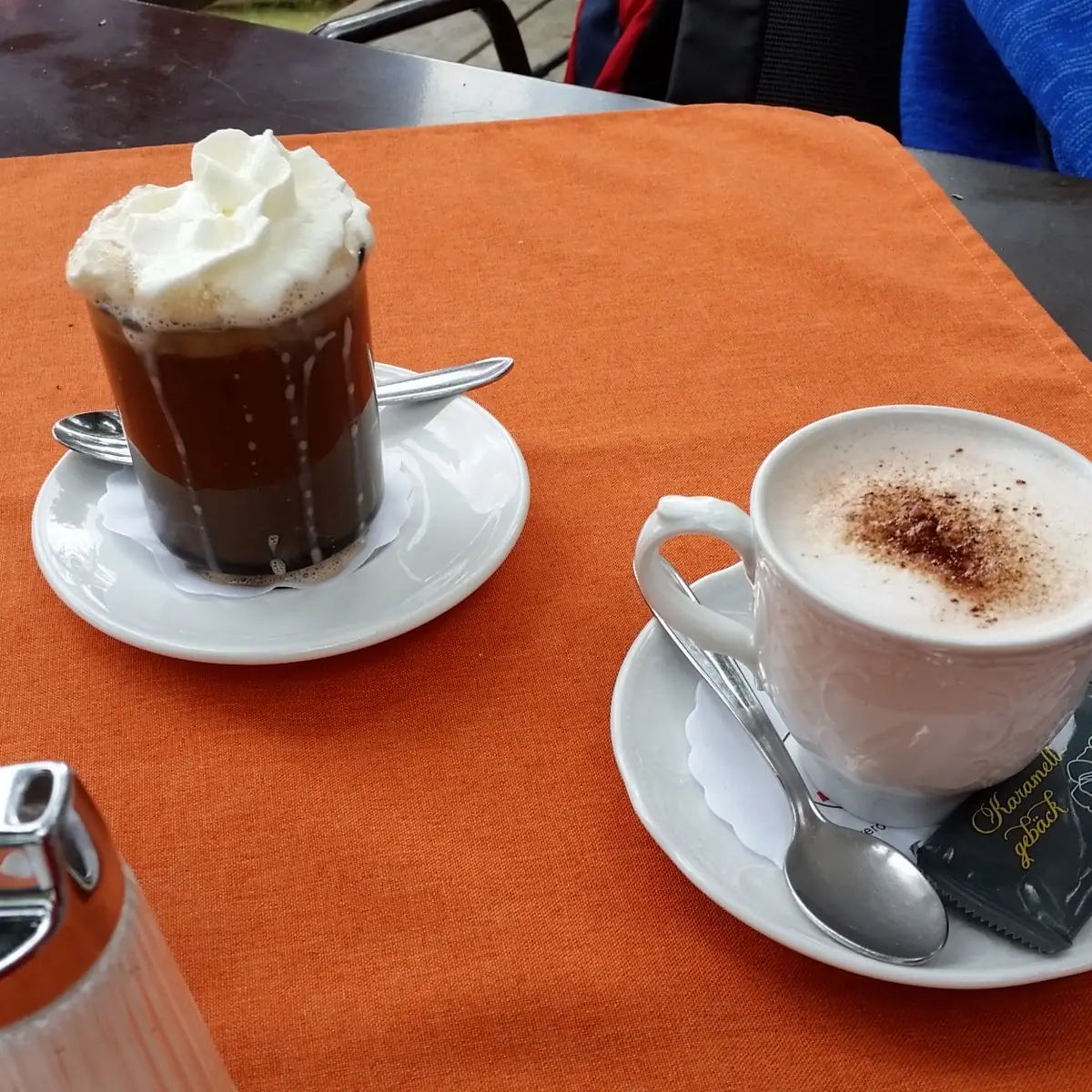 Capuccino Speciale E Cioccolata Calda