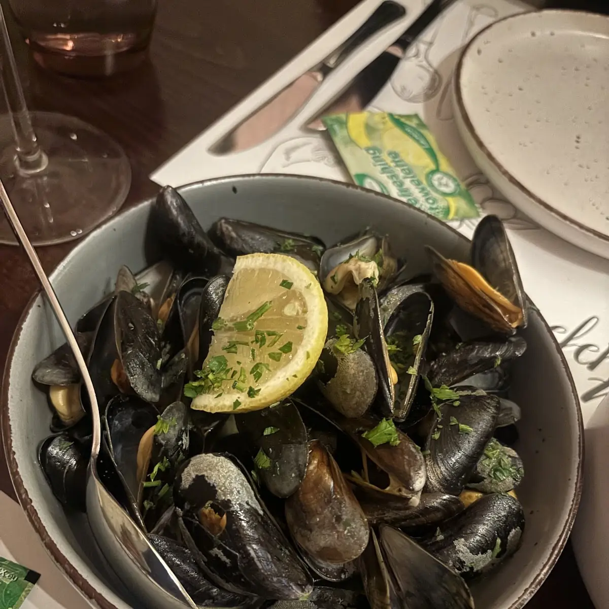 Mussels in White Wine Sauce