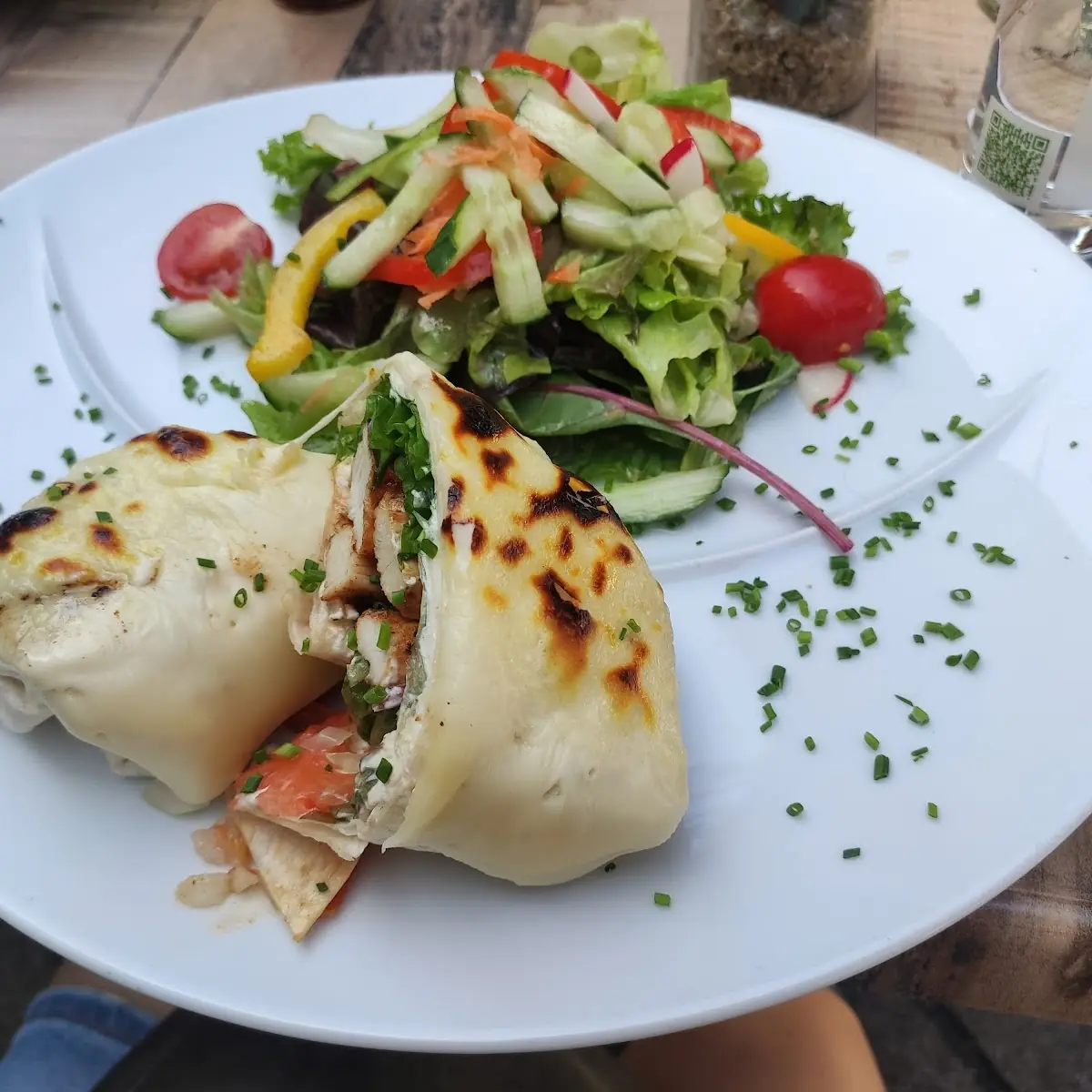 Wrap Mit Hühnchen Und Salat