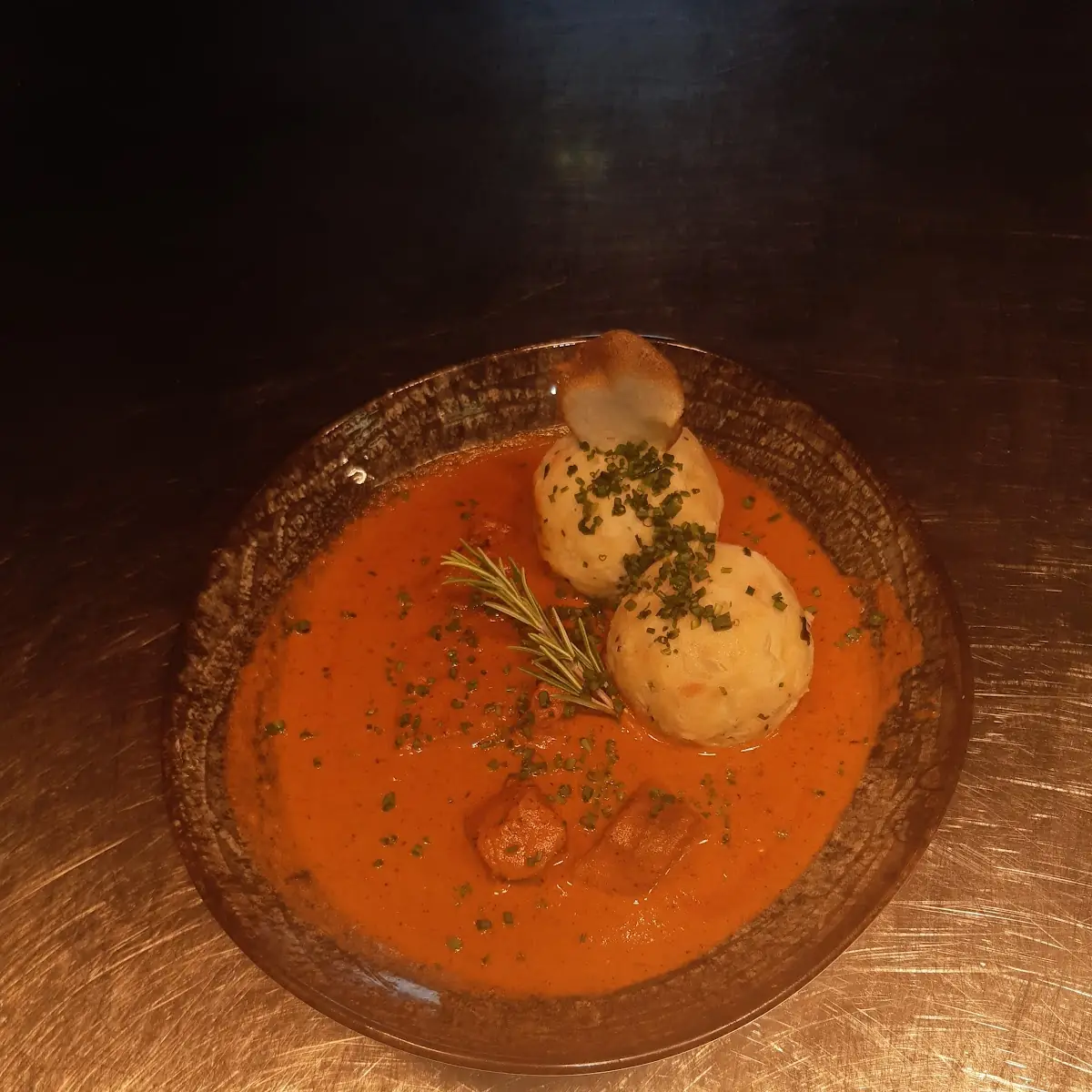 Gulasch Mit Semmelknödel