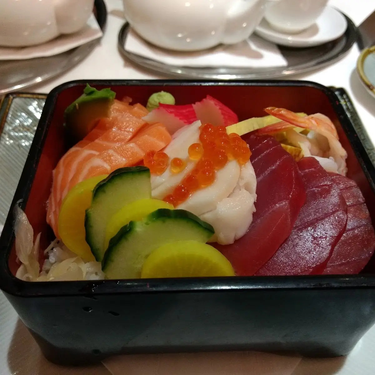 Chirashisushi