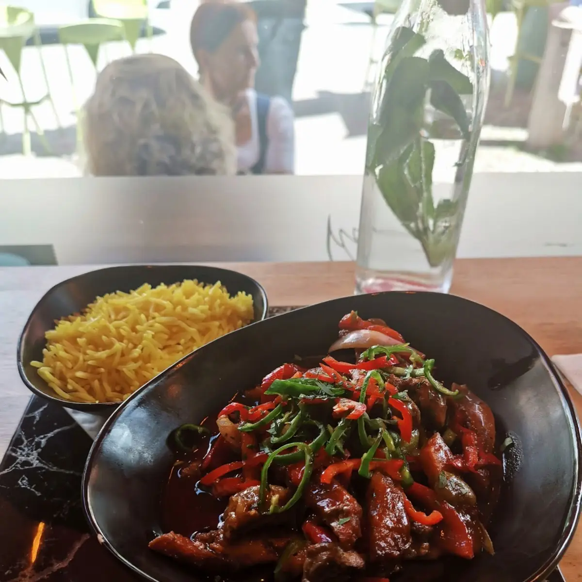 Lomo Saltado