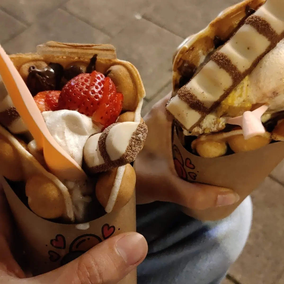 Bubble Waffle Mit Eis
