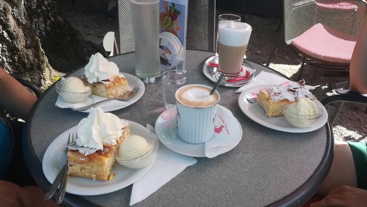Topfenstrudel