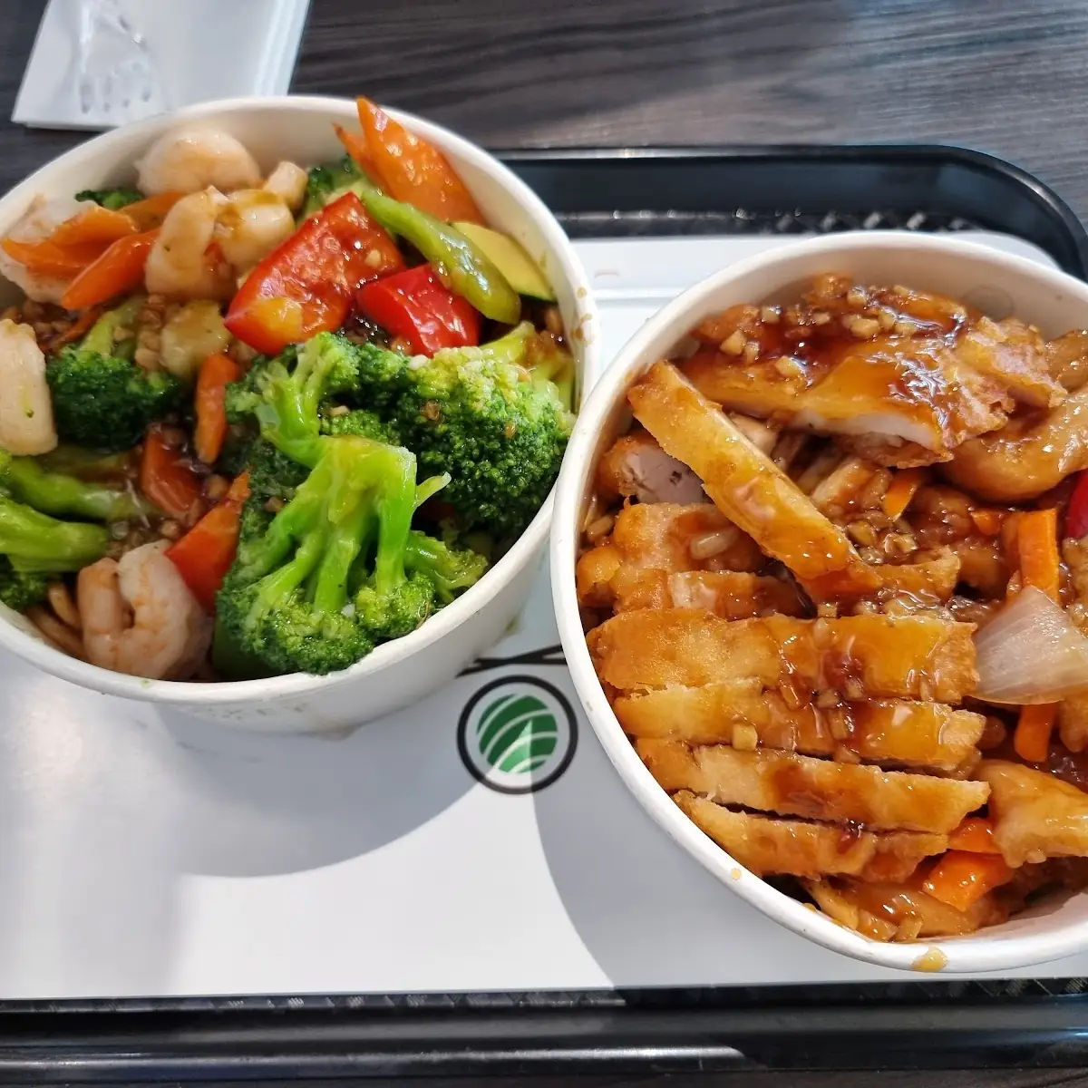 Bowl L Mit Je 2 Toppings