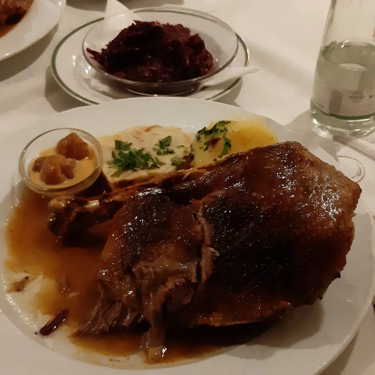 Gansl Erdäpfel- Und Serviettenknödel