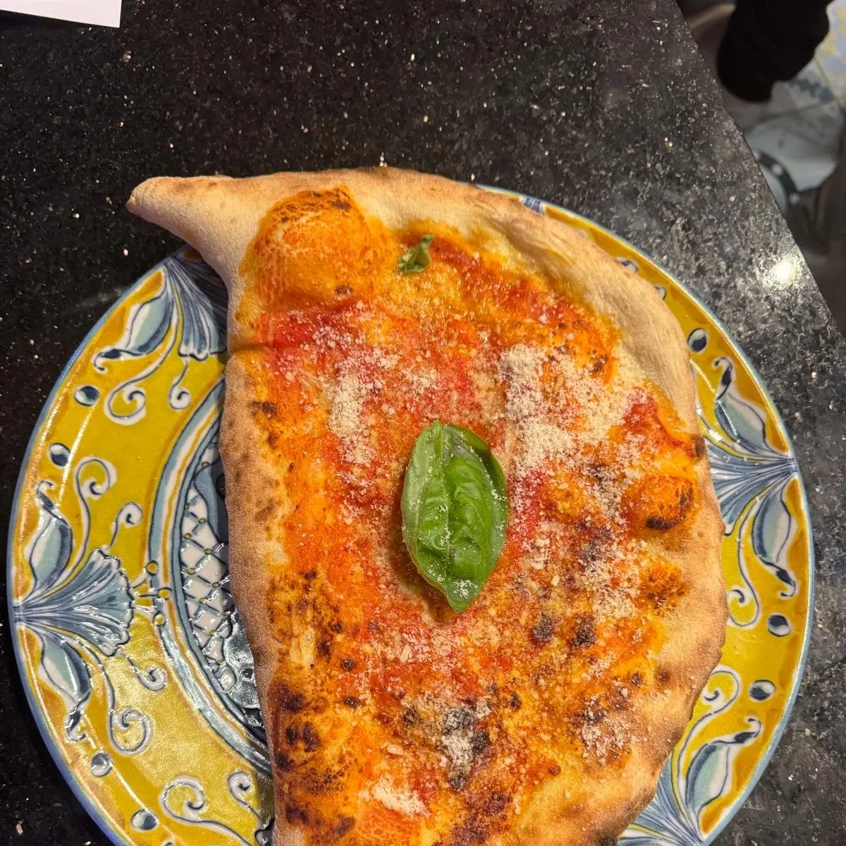 Pizza Calzone Napoletano