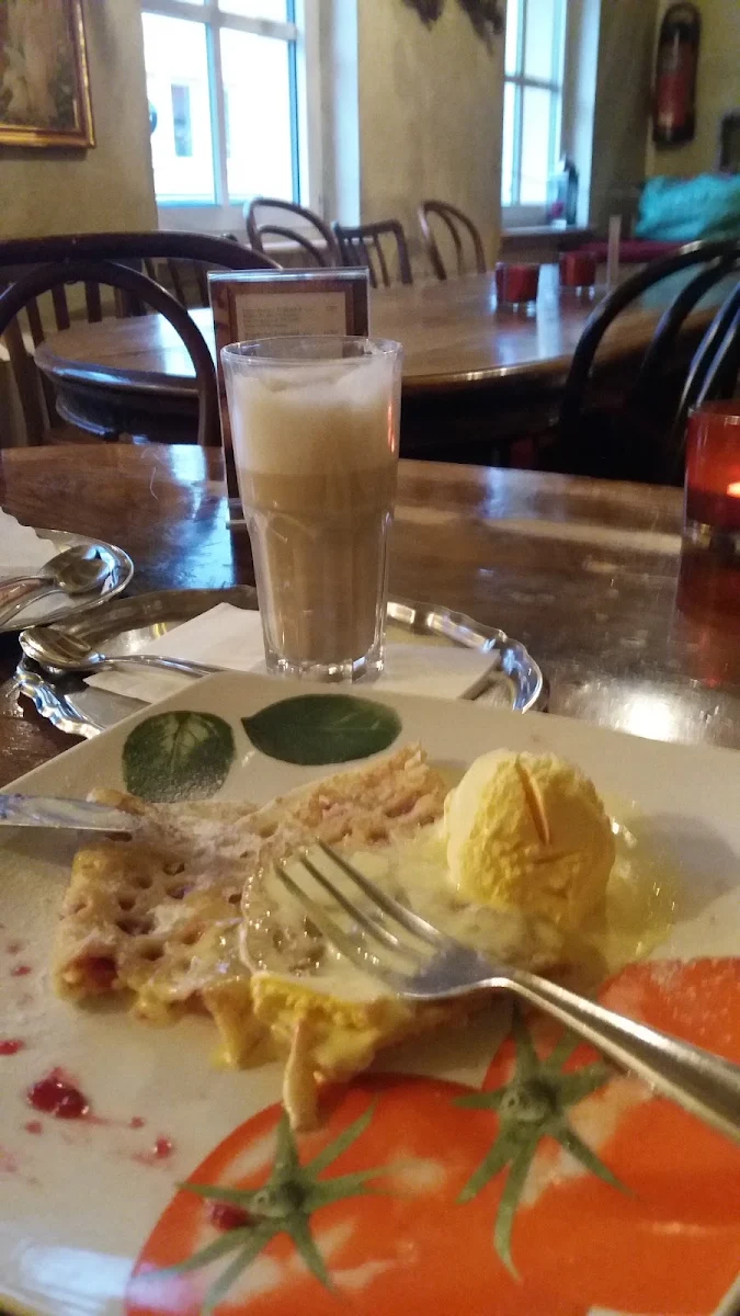 Palatschinken Mit Vanilleeis