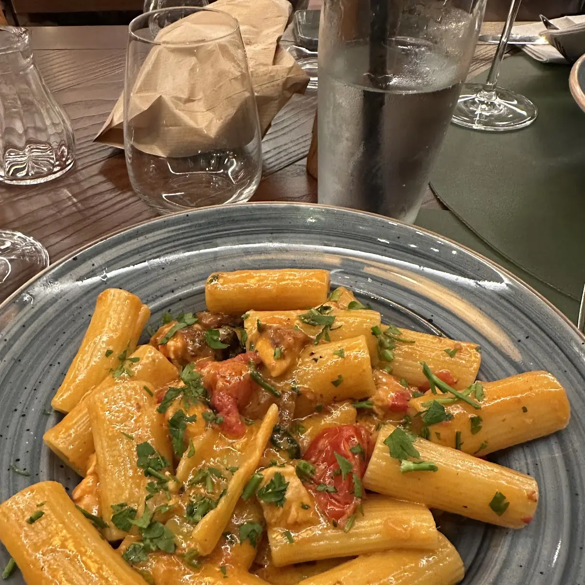 Pasta Mit Lachs Und Zucchini