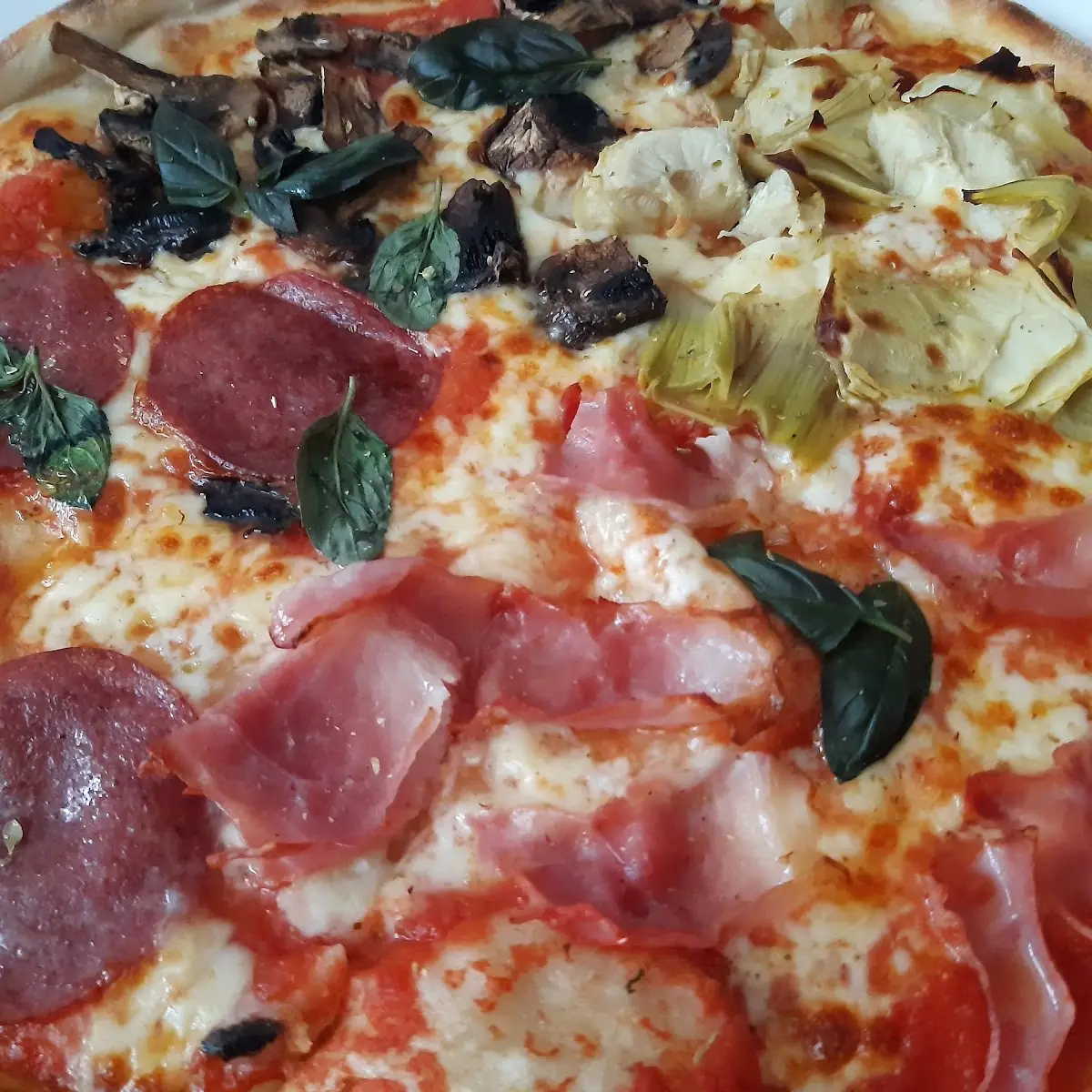 Pizza Quattro Stagioni