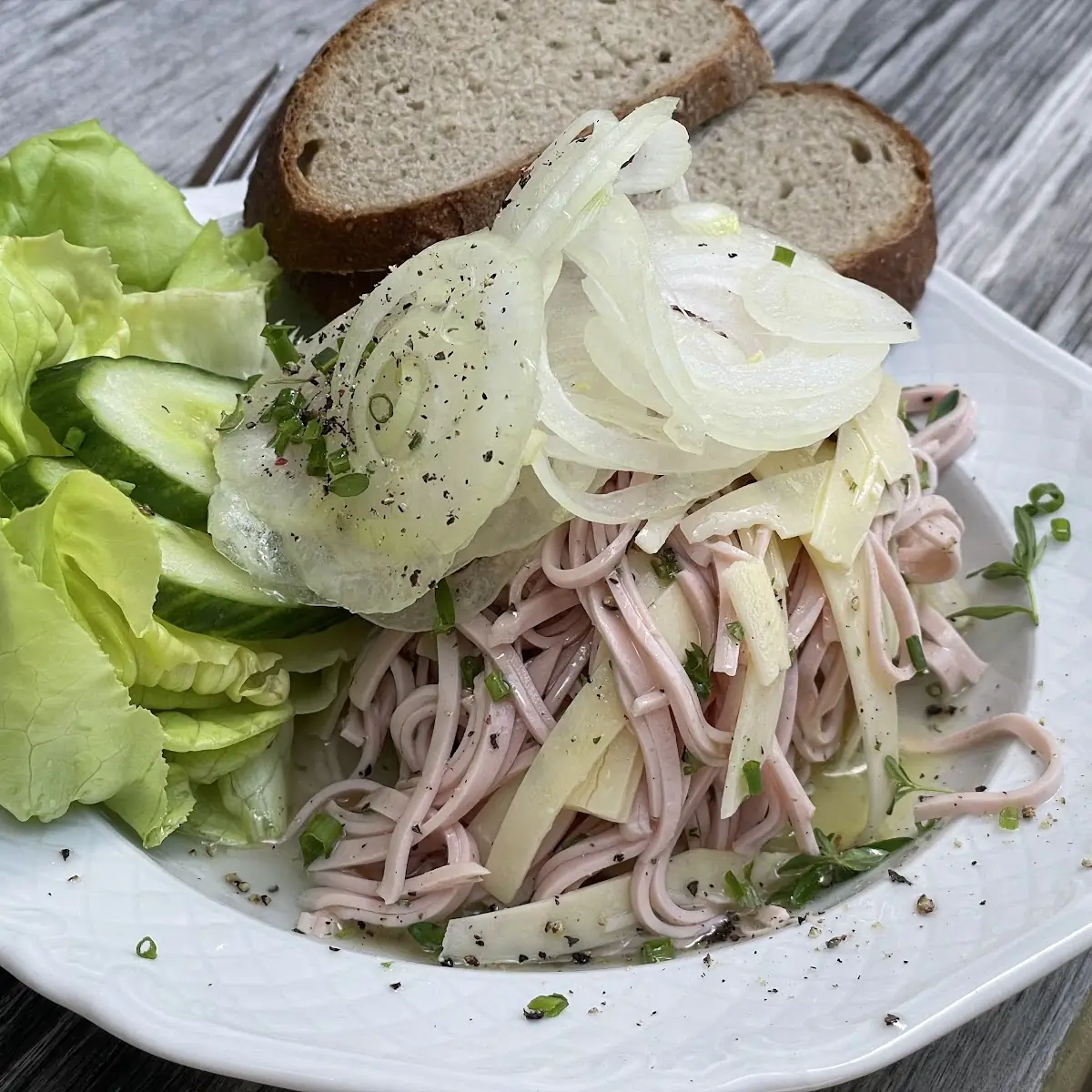 Schweizer Wurstsalat