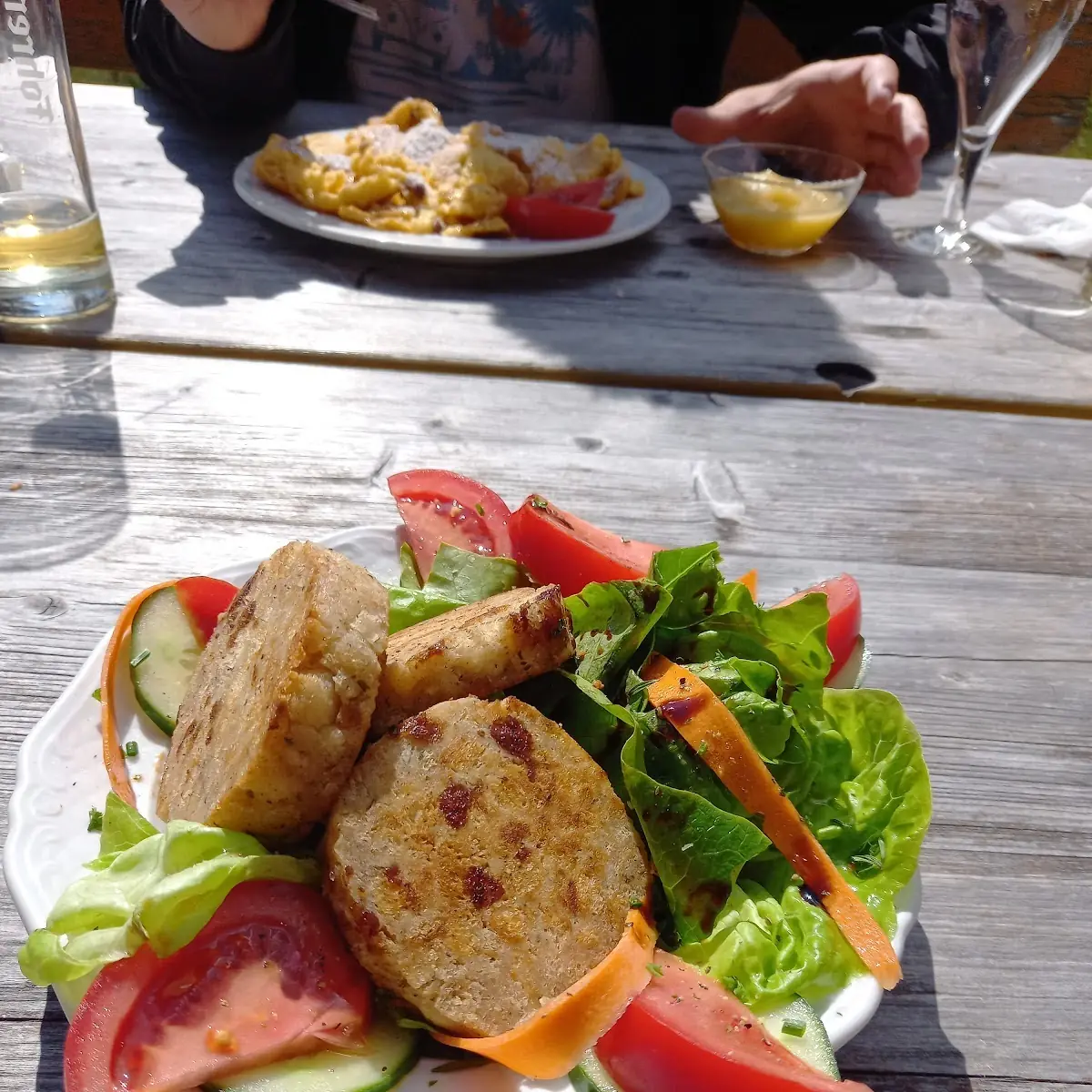 Serviettenknödel Mit Salat