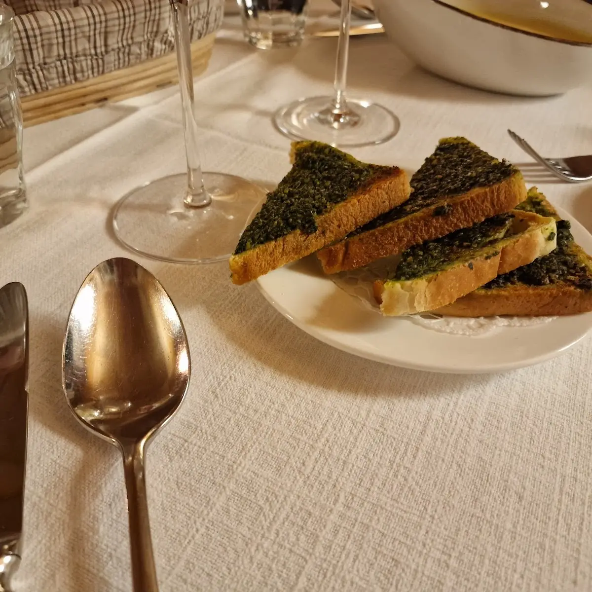 Beilage Toast