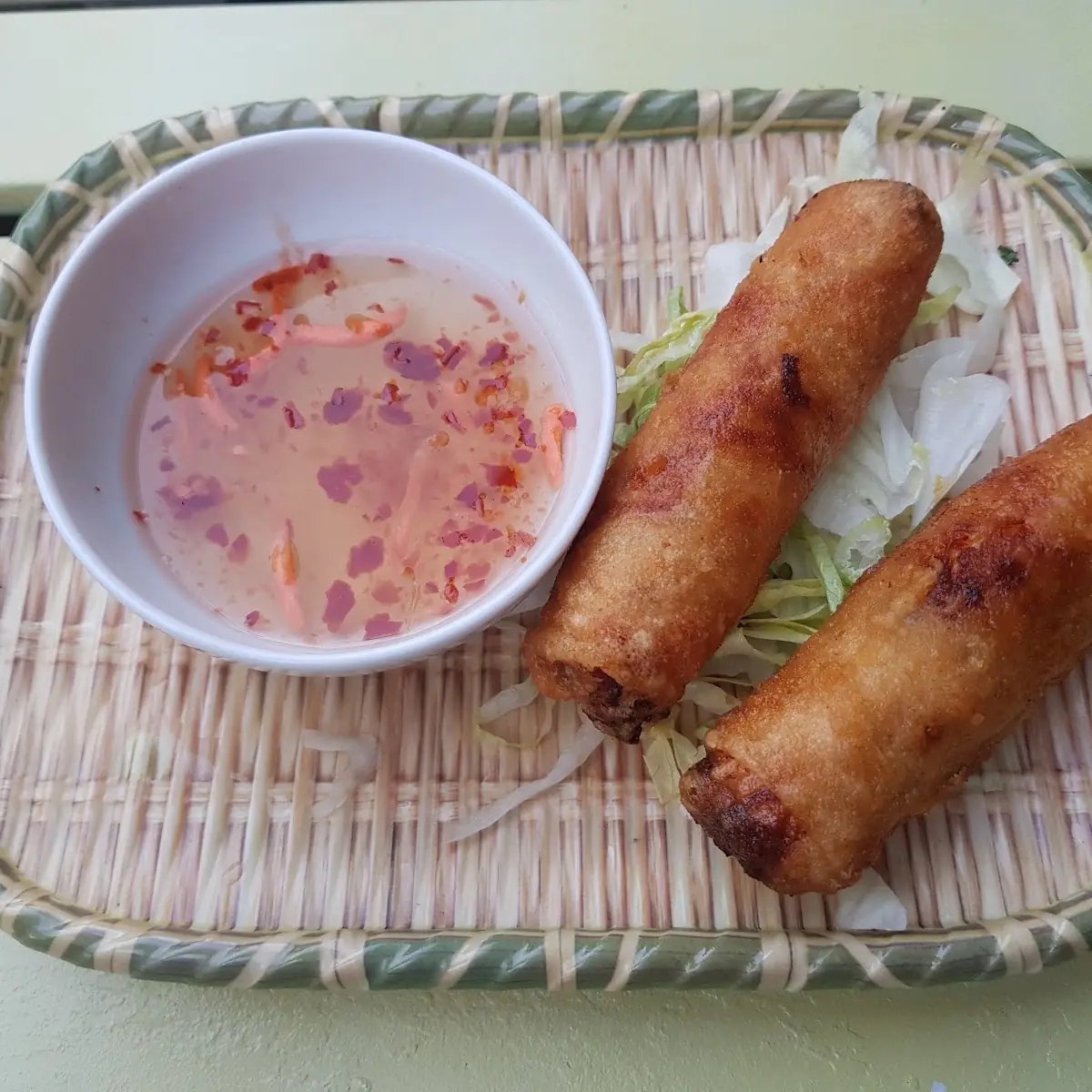 Frühlingsrolle Mit Huhn
