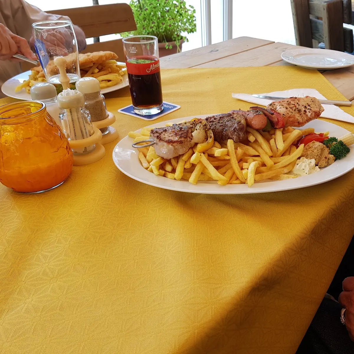 Spiess Mit Pommes