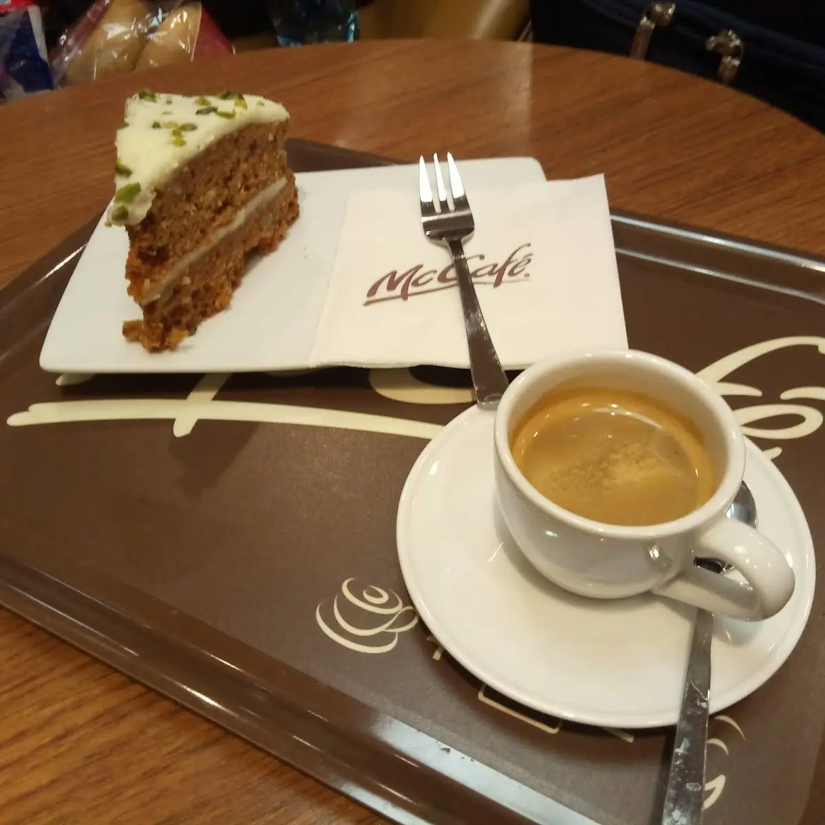 Espresso Und Karottenkuchen