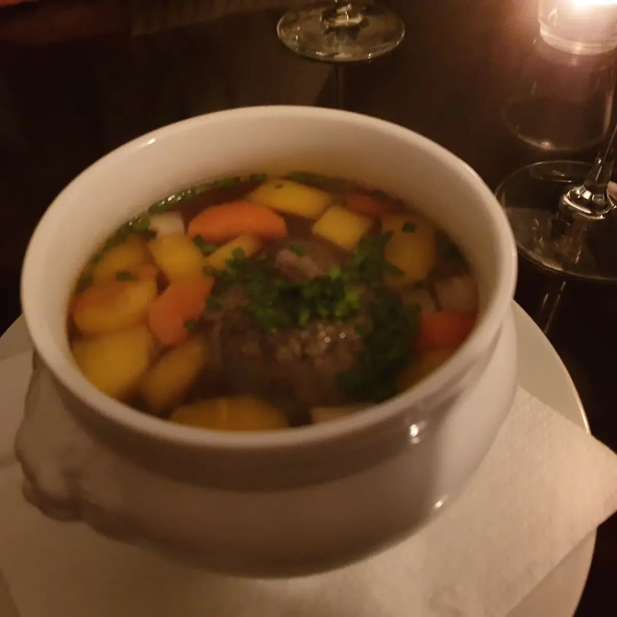 Leberknödelsuppe