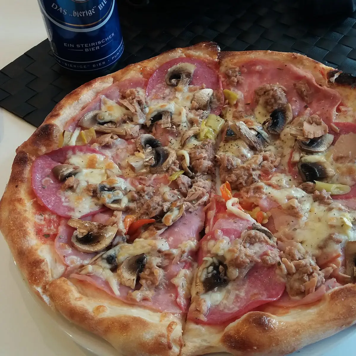 Kleine Pizza Für Den Kleinen Hunger