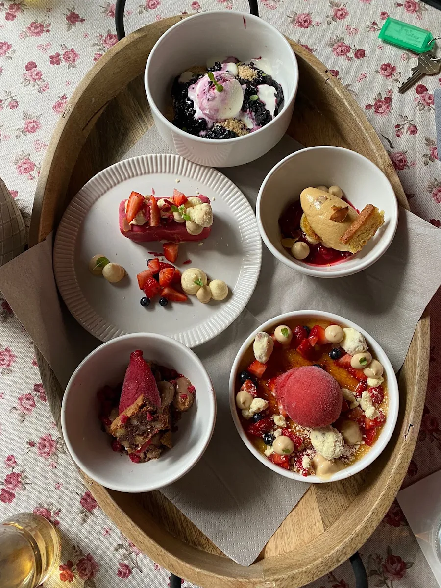 Dessert Creationen Des Gastgebers