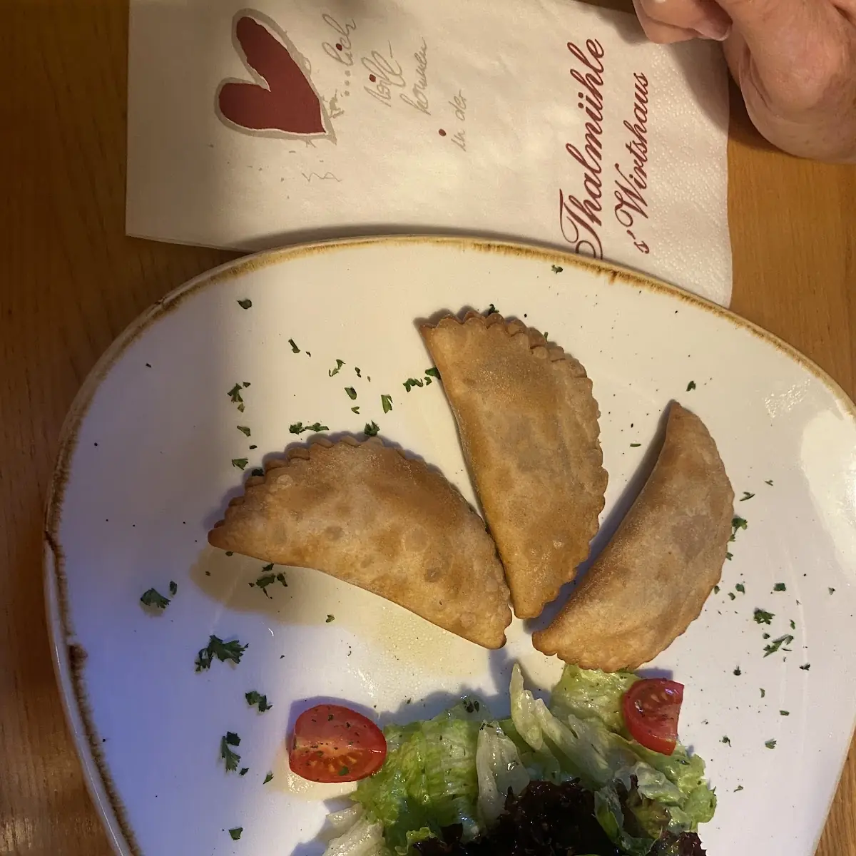 Teigtaschen Mit Käse Gefüllt
