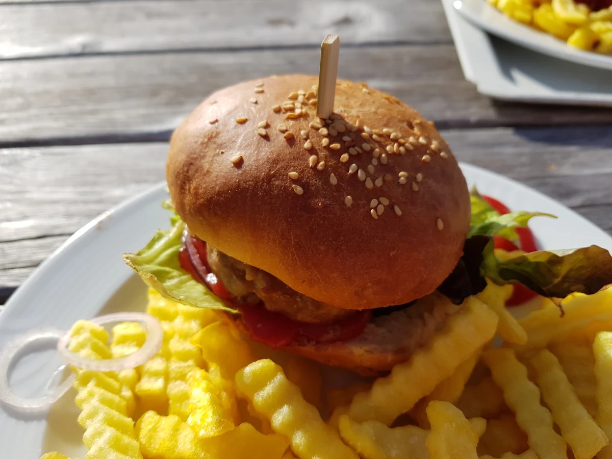 Hamburger, Goldried Berggasthaus
