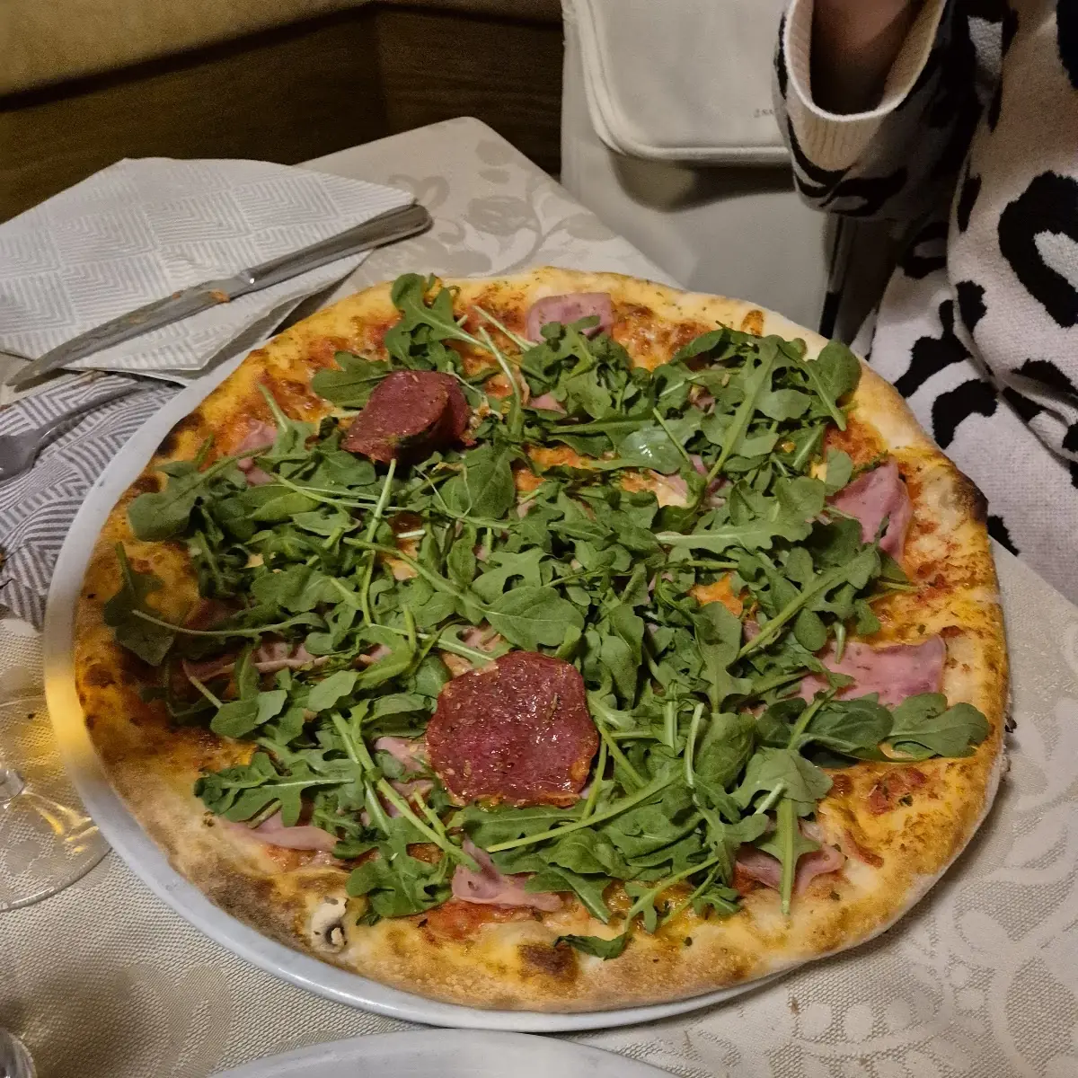 Pizza Prosciutto E Funghi