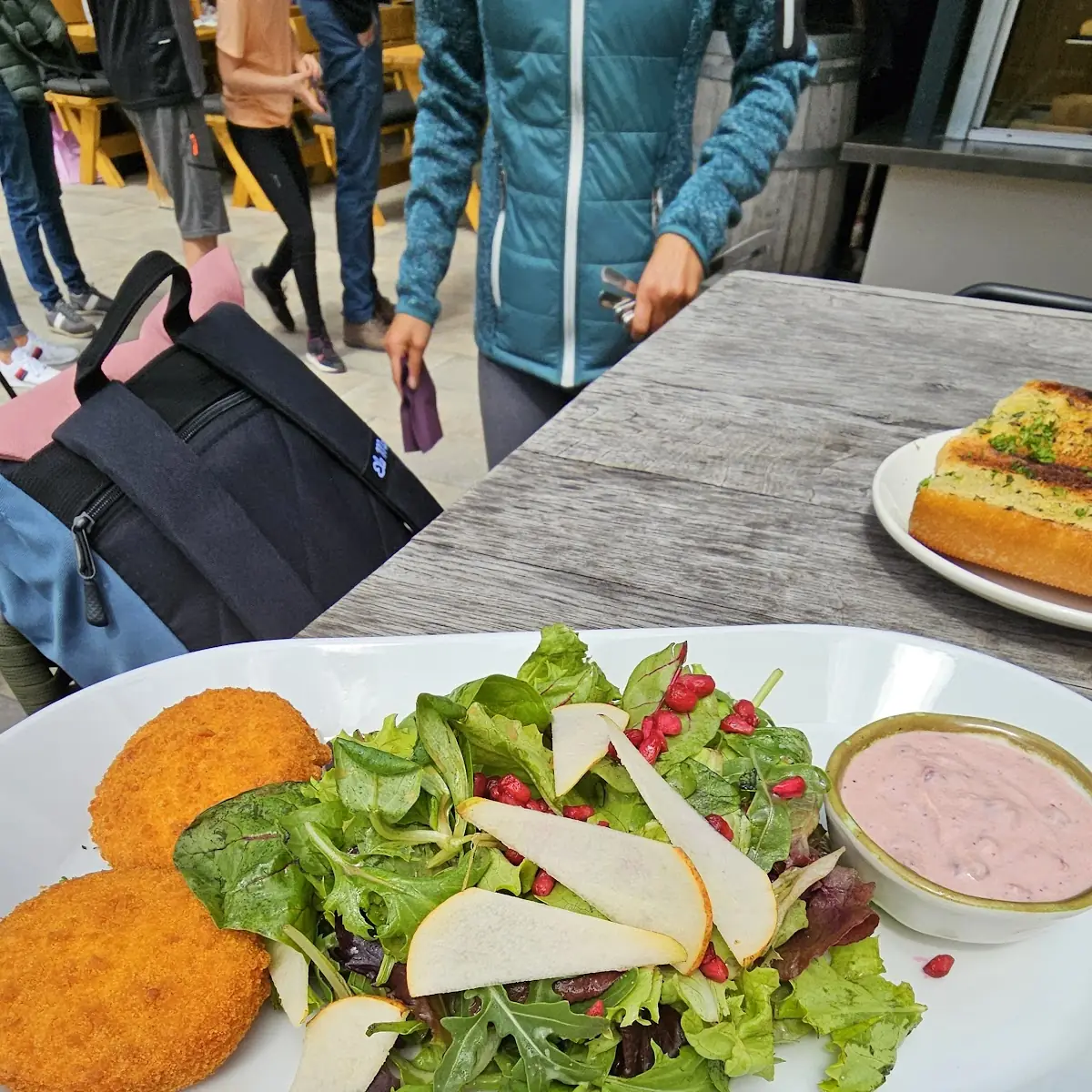 Camenbert Salat