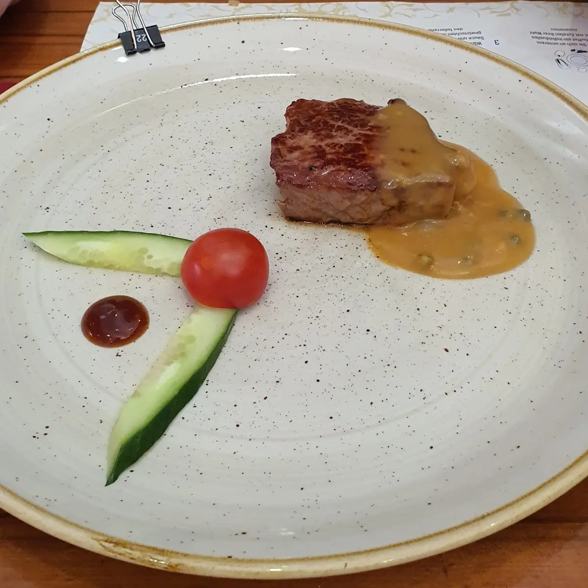 Steak Pfeffer Steak Gurke Und Tomate