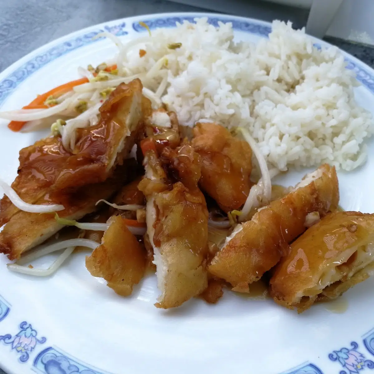 Knuspriges Huhn Mit Knoblauchsauce
