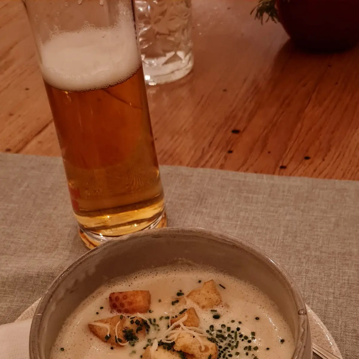 Semmelkrensuppe